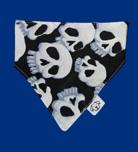 Medium Bandana - Skull Pattern